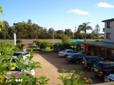 Lake Front Motel Entrance Bagian luar foto