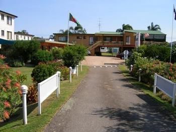 Lake Front Motel Entrance Bagian luar foto